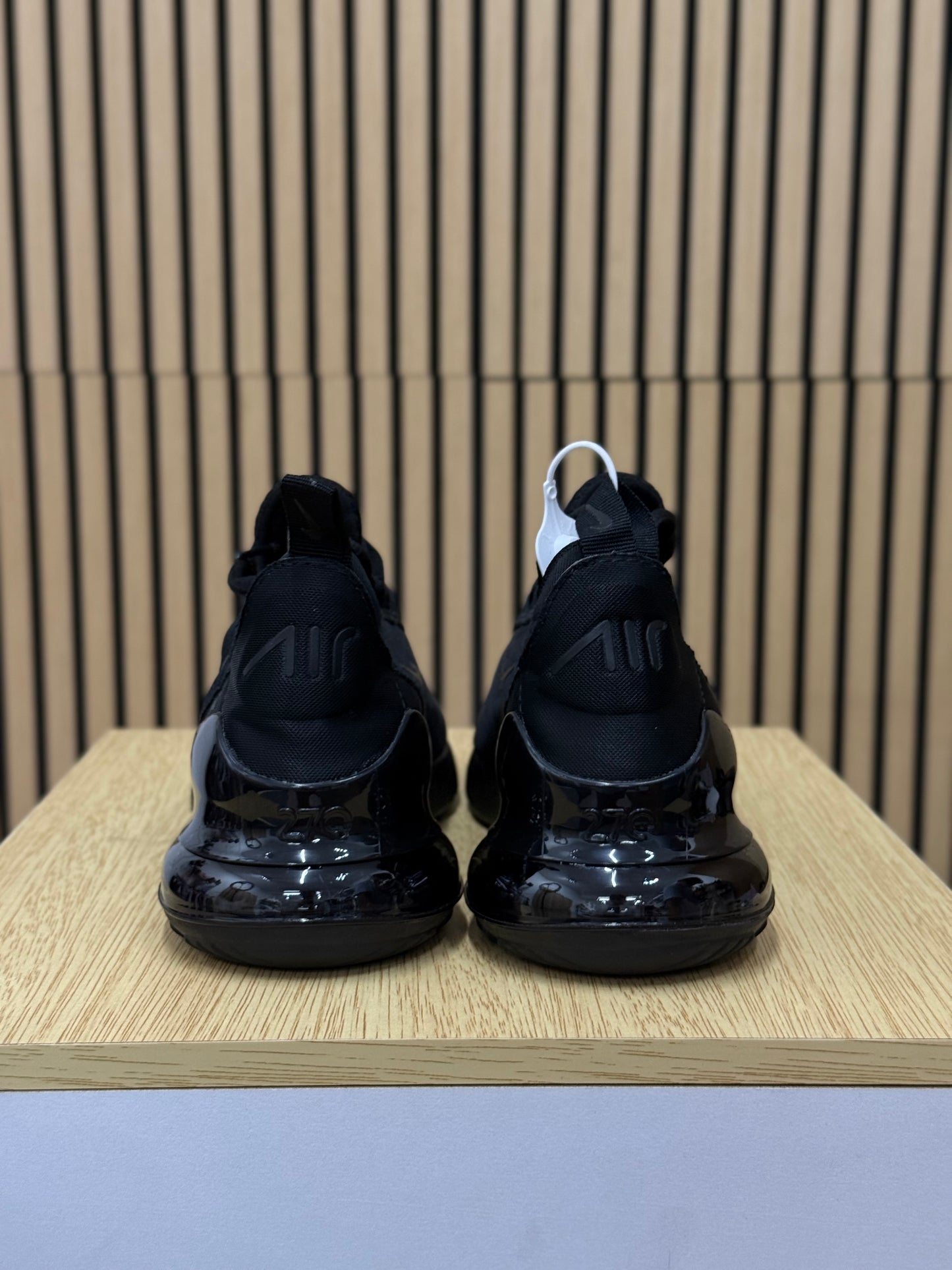 Tenis N 270 😮💨