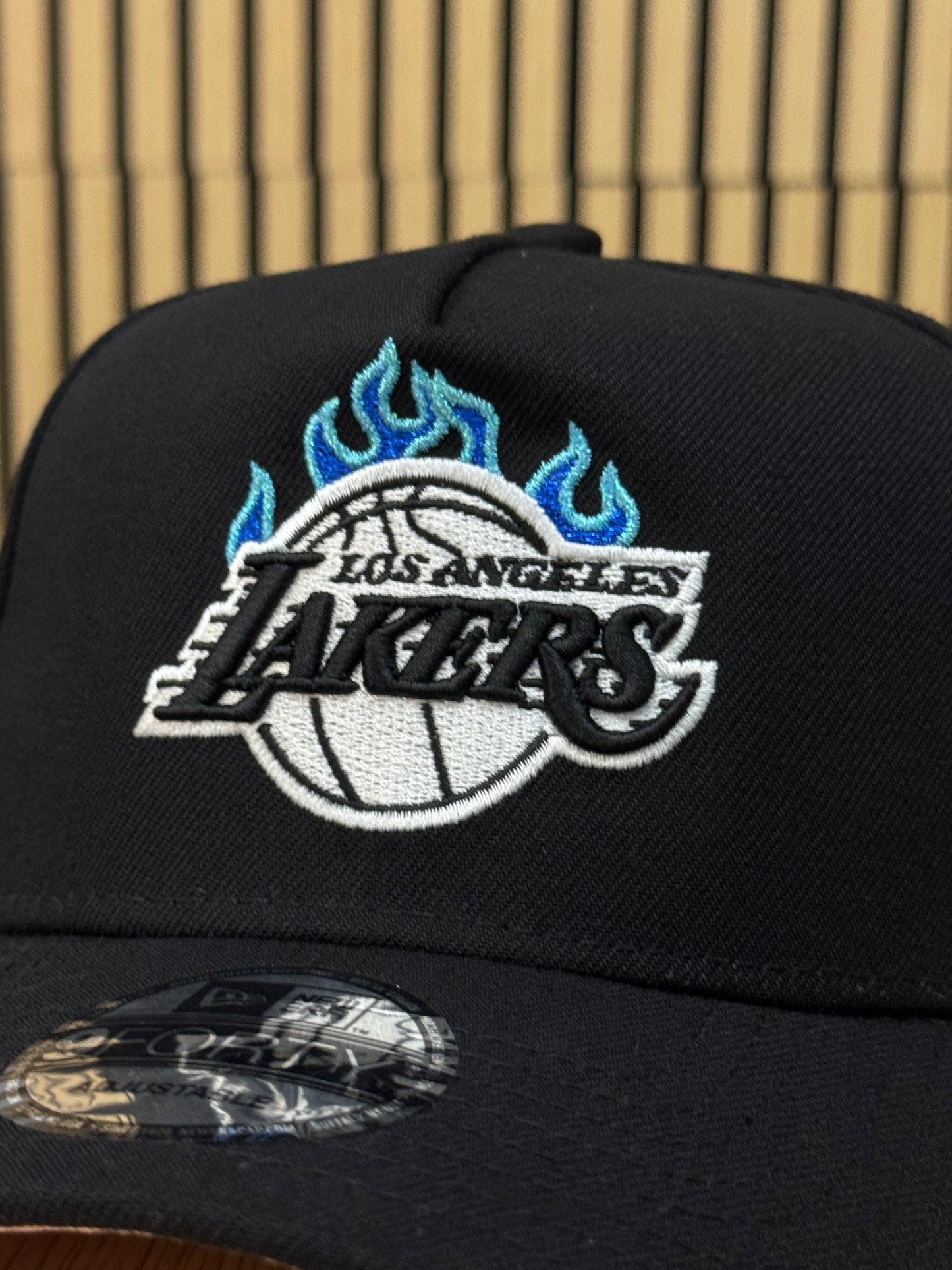 Gorra Los Ángeles Lakers flame ajustable 🔥