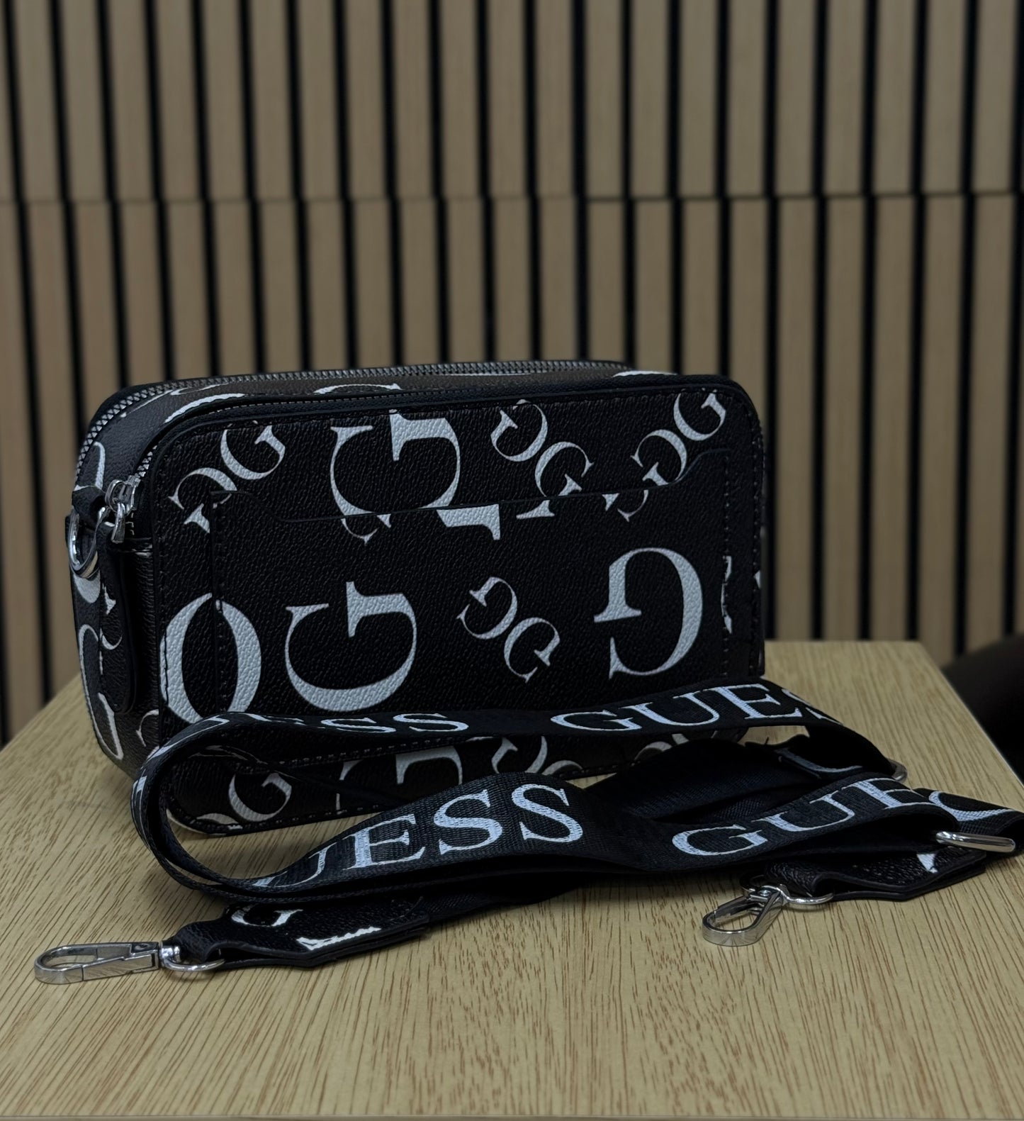 Bolsa Guees 😻