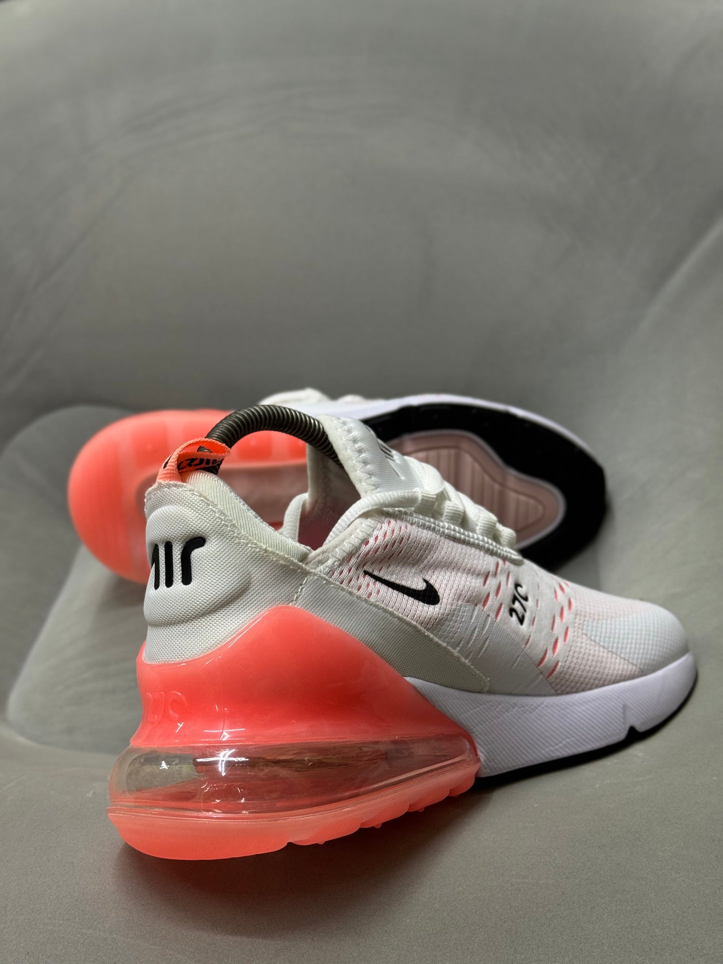Tenis deportivos con válvula