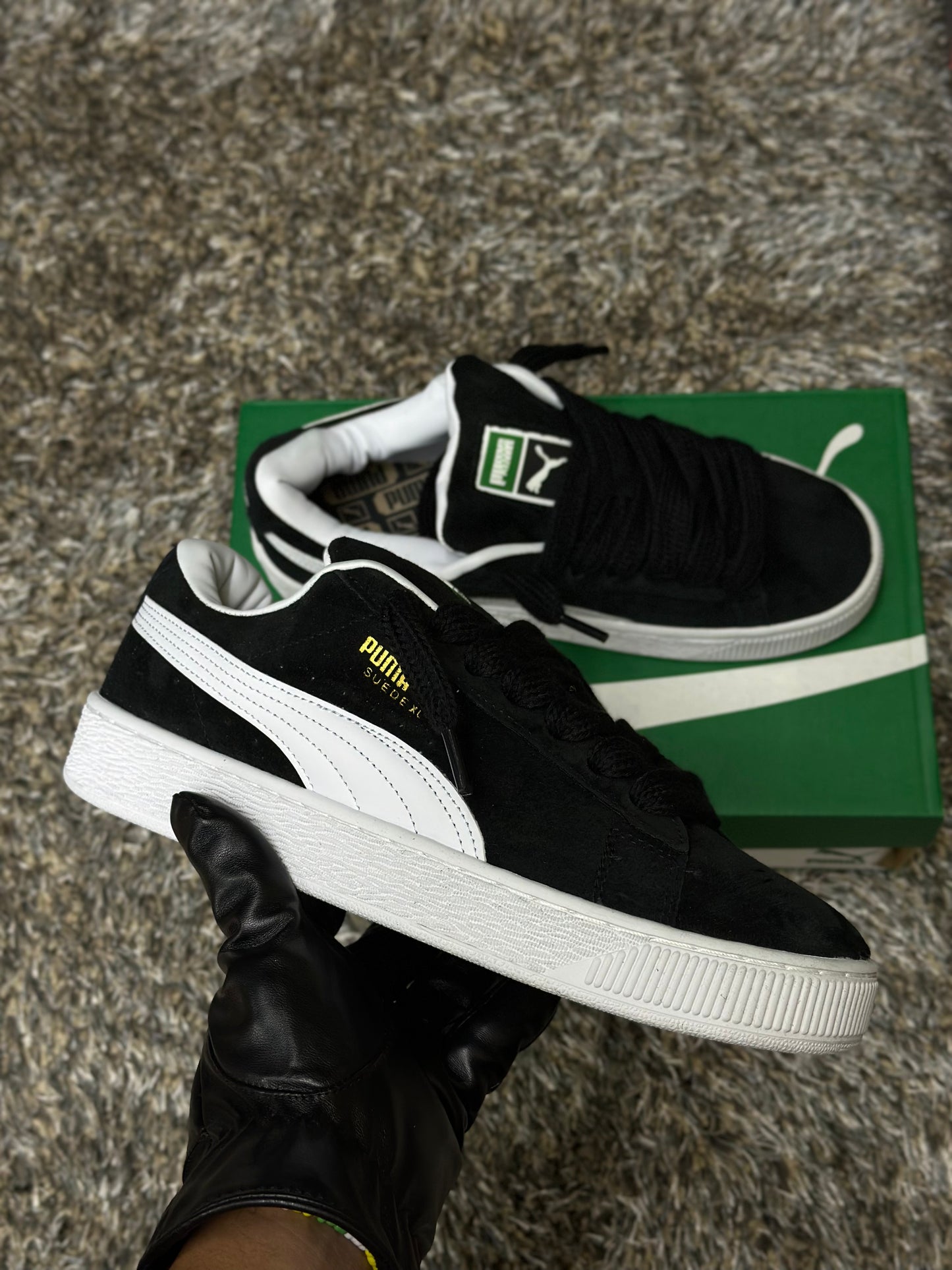 Tenis suede