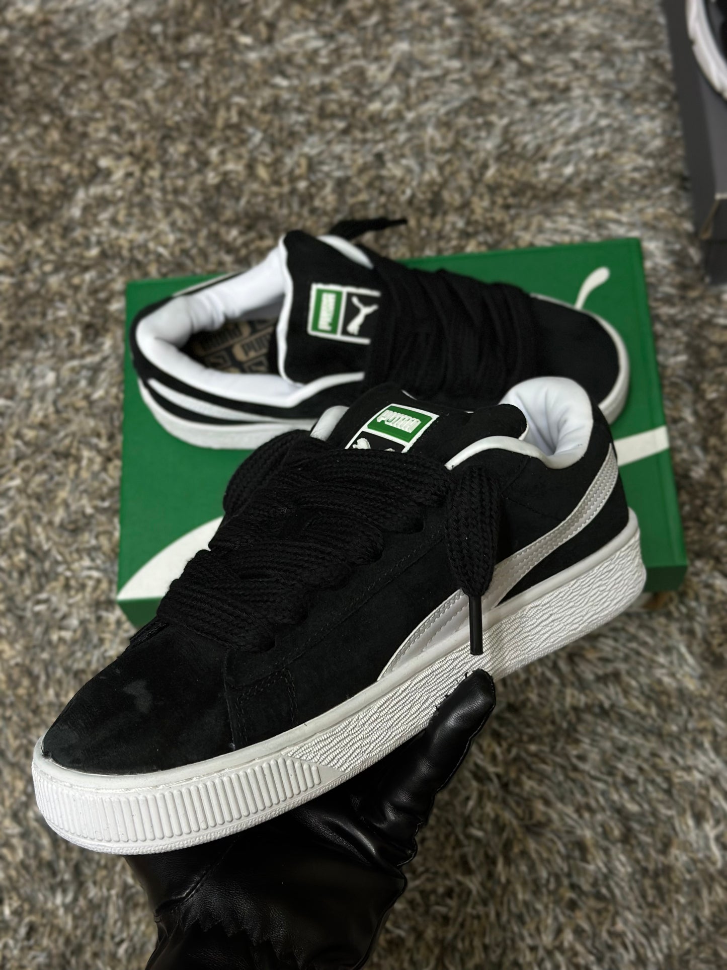 Tenis suede