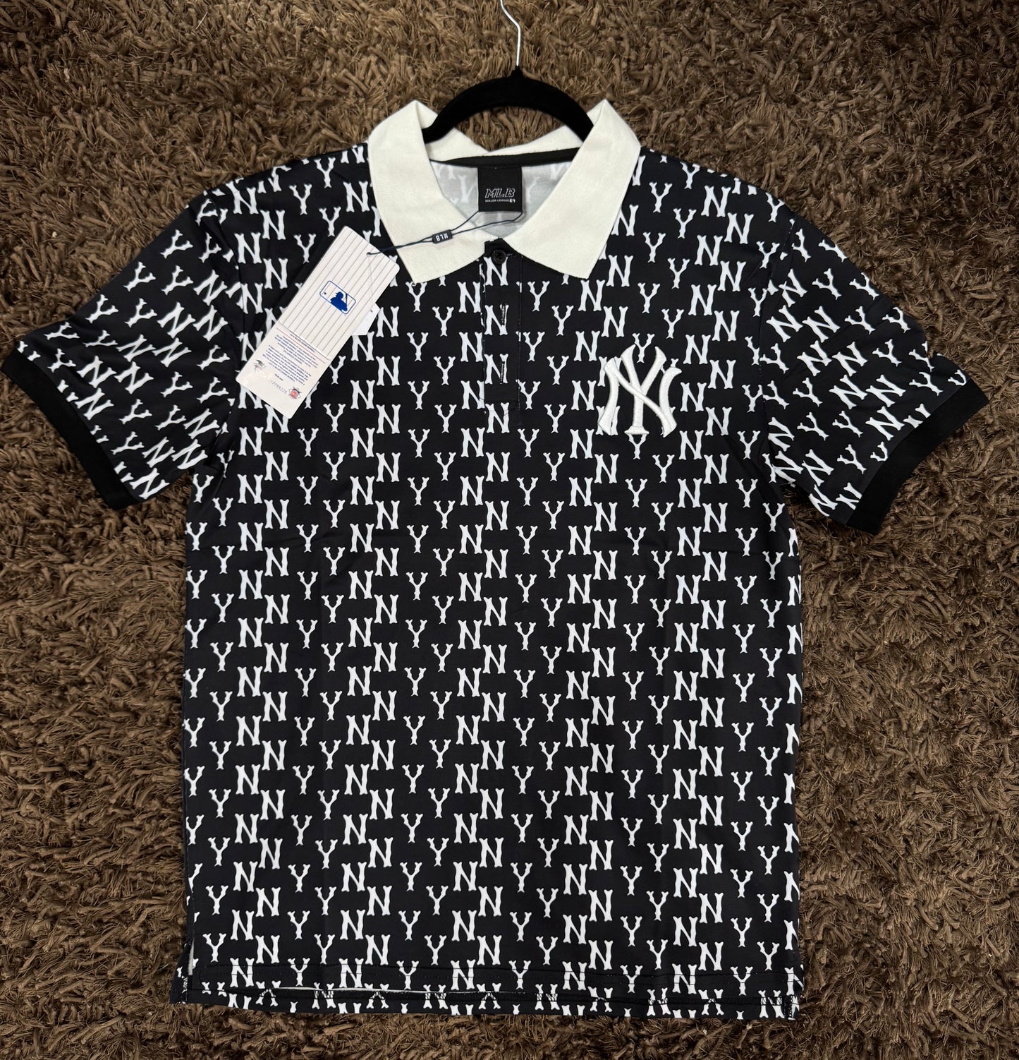 Playera tipo Polo MLB Monogram