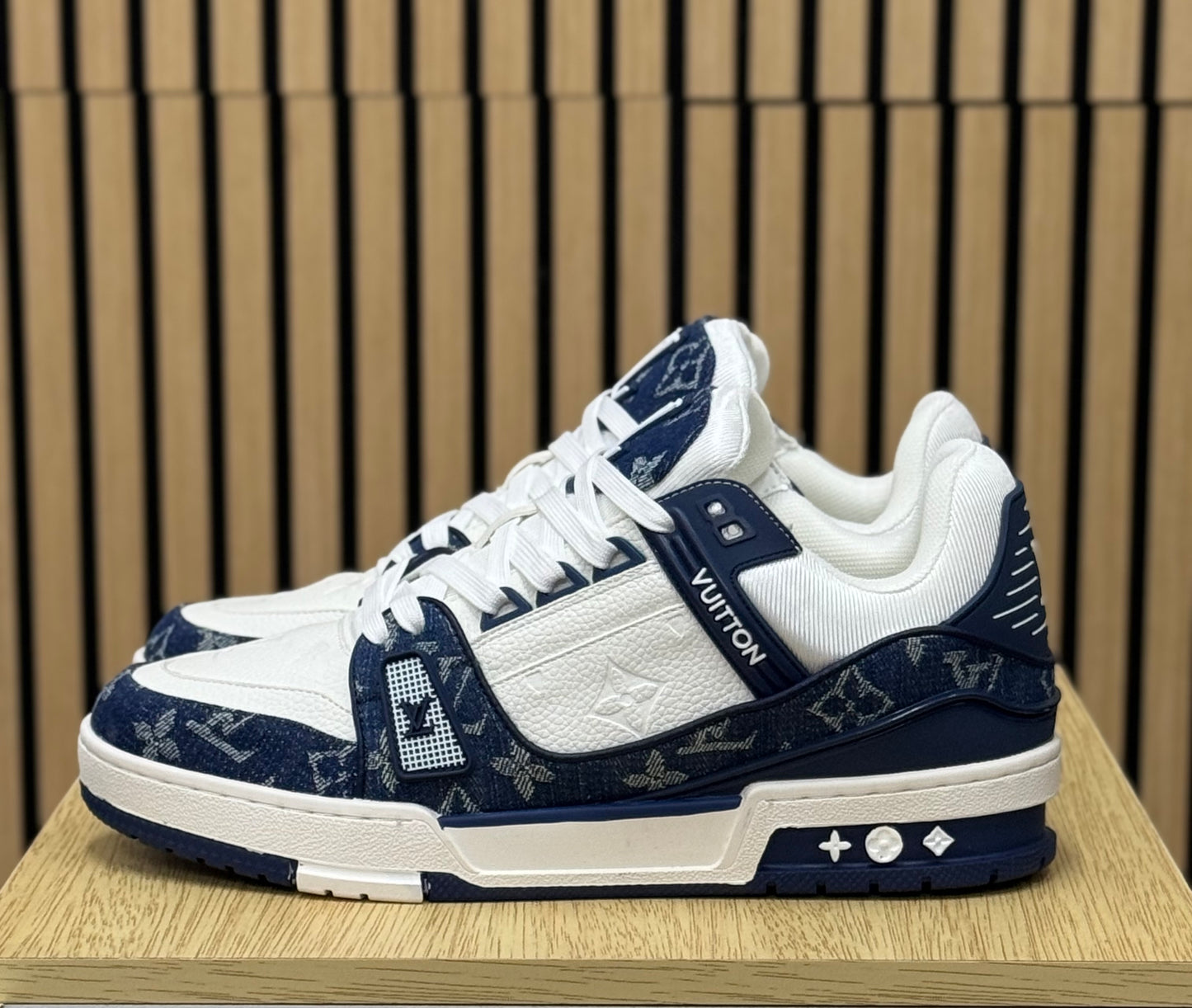 Tenis LV trainer