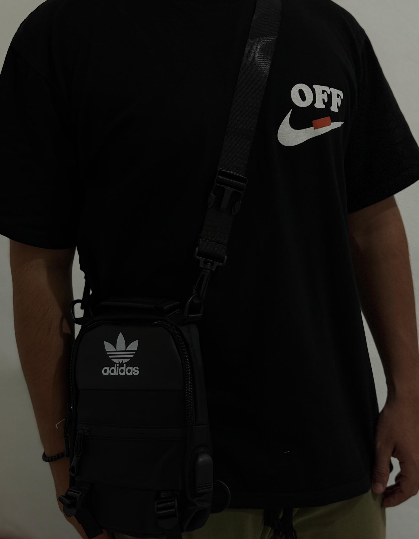 Bandolera Adidas🎒