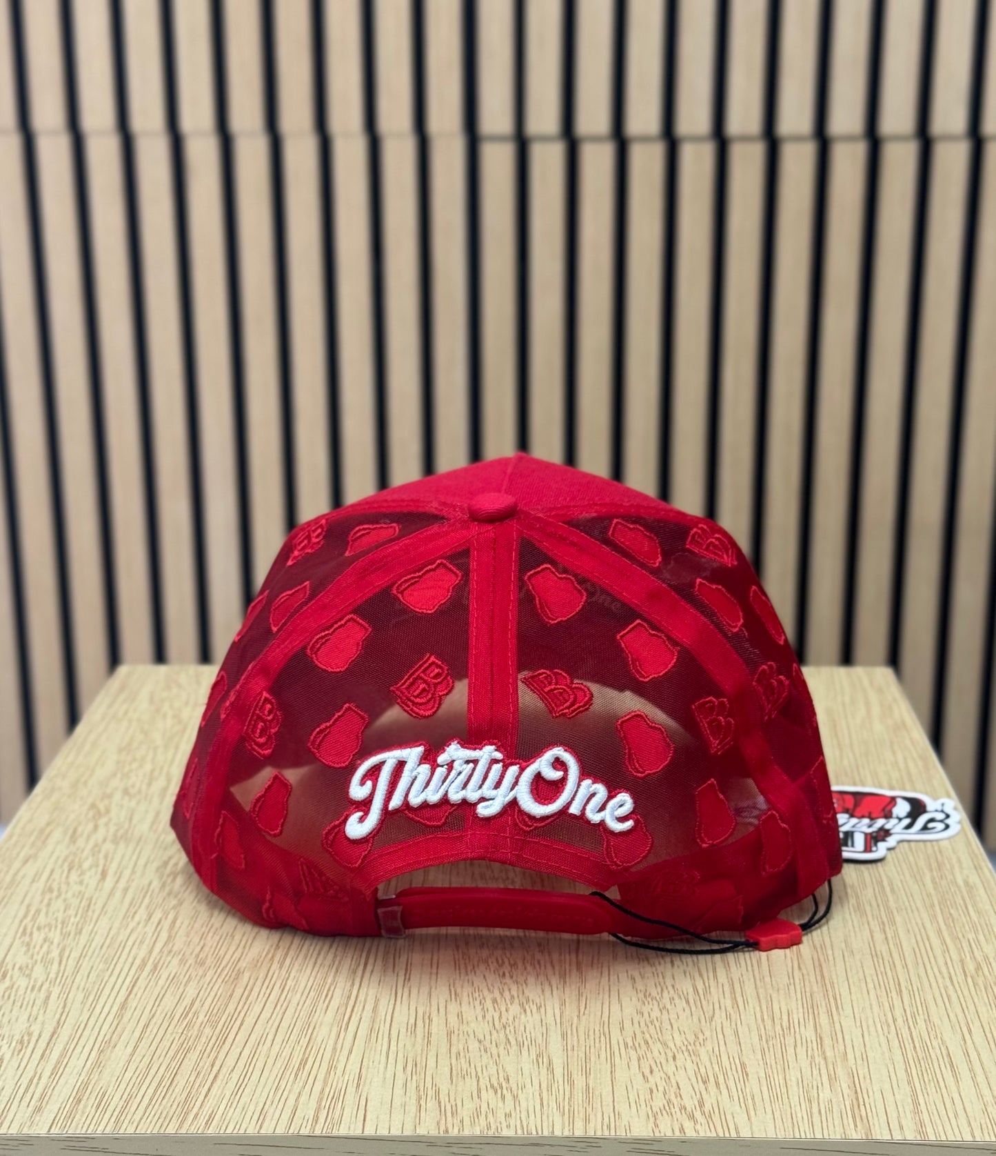 Gorra Thirty One Hats La Mochila Backpack Boyz Original Rojo 🎒
