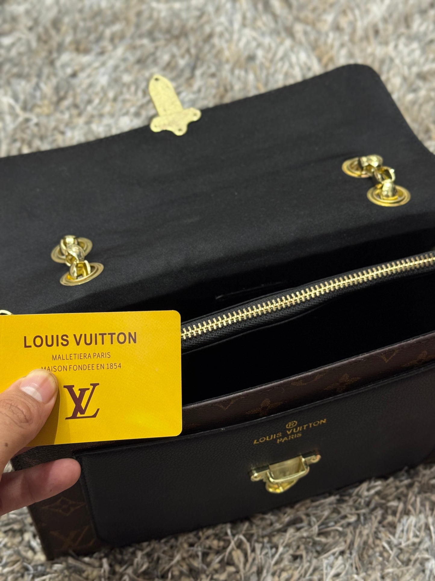 👜 Bolsa Louis Vuitton 🤎✨