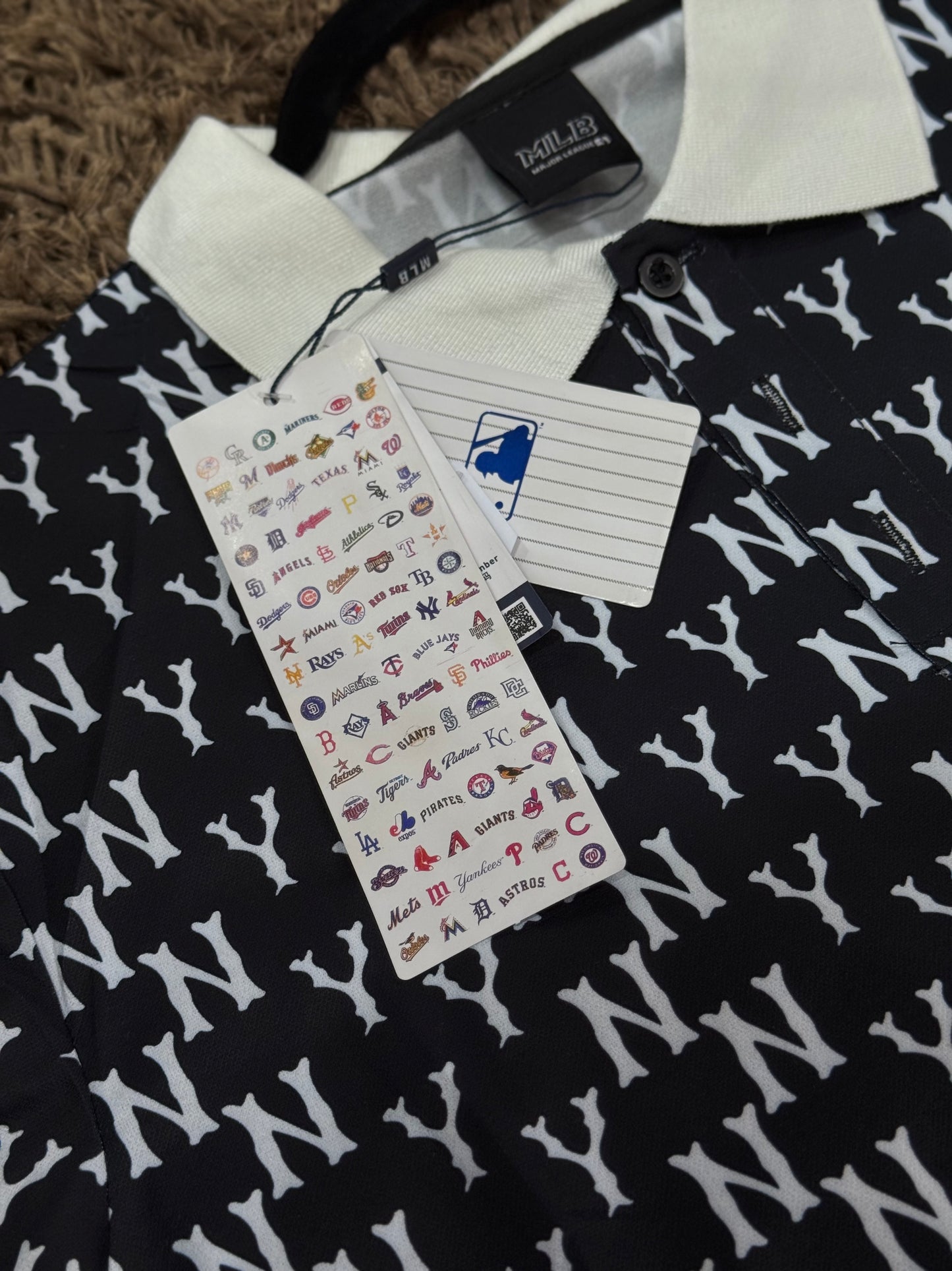 Playera tipo Polo MLB Monogram