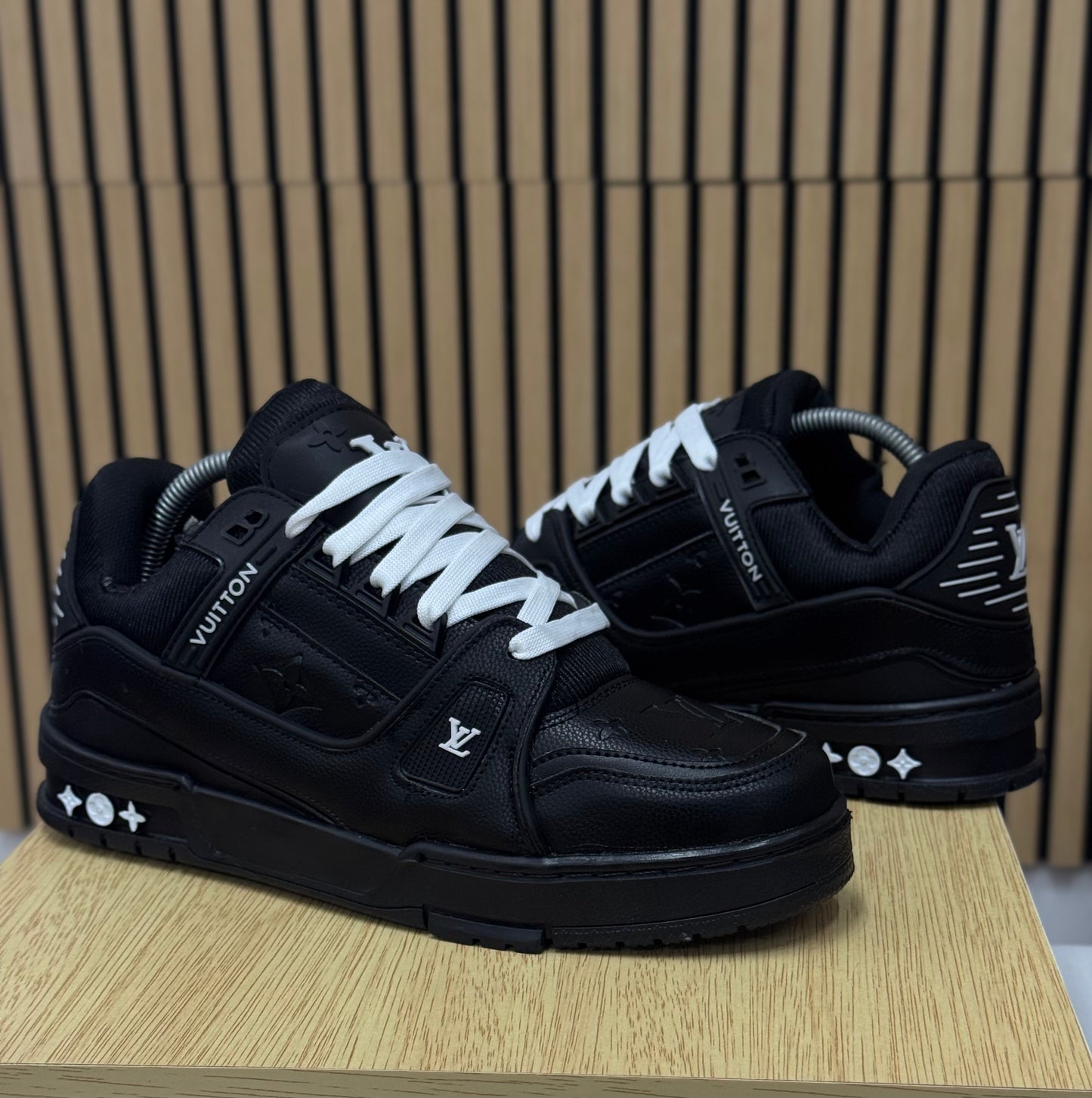 Tenis Louis Vuitton Trainer Black 🤯