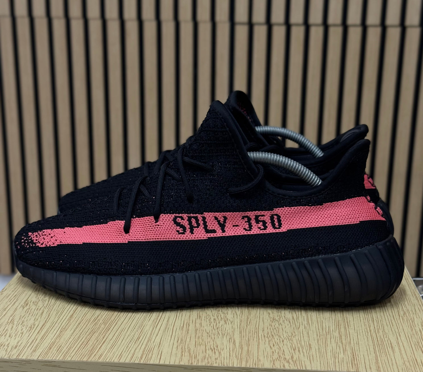 Tenis Adidas Yeezy 350 V2 Black/red