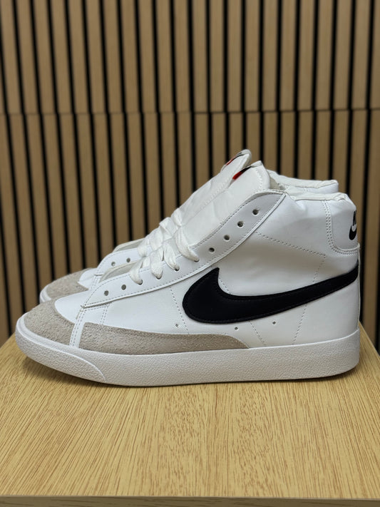 Tenis blazer botita